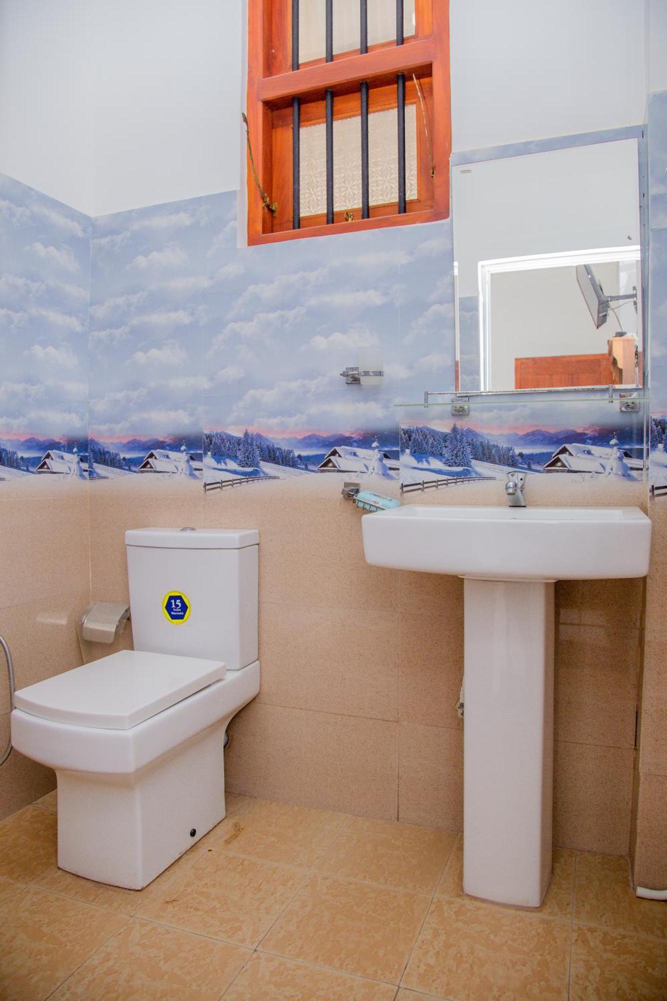 Hispaniola Inn Mirissa Ngoại thất bức ảnh