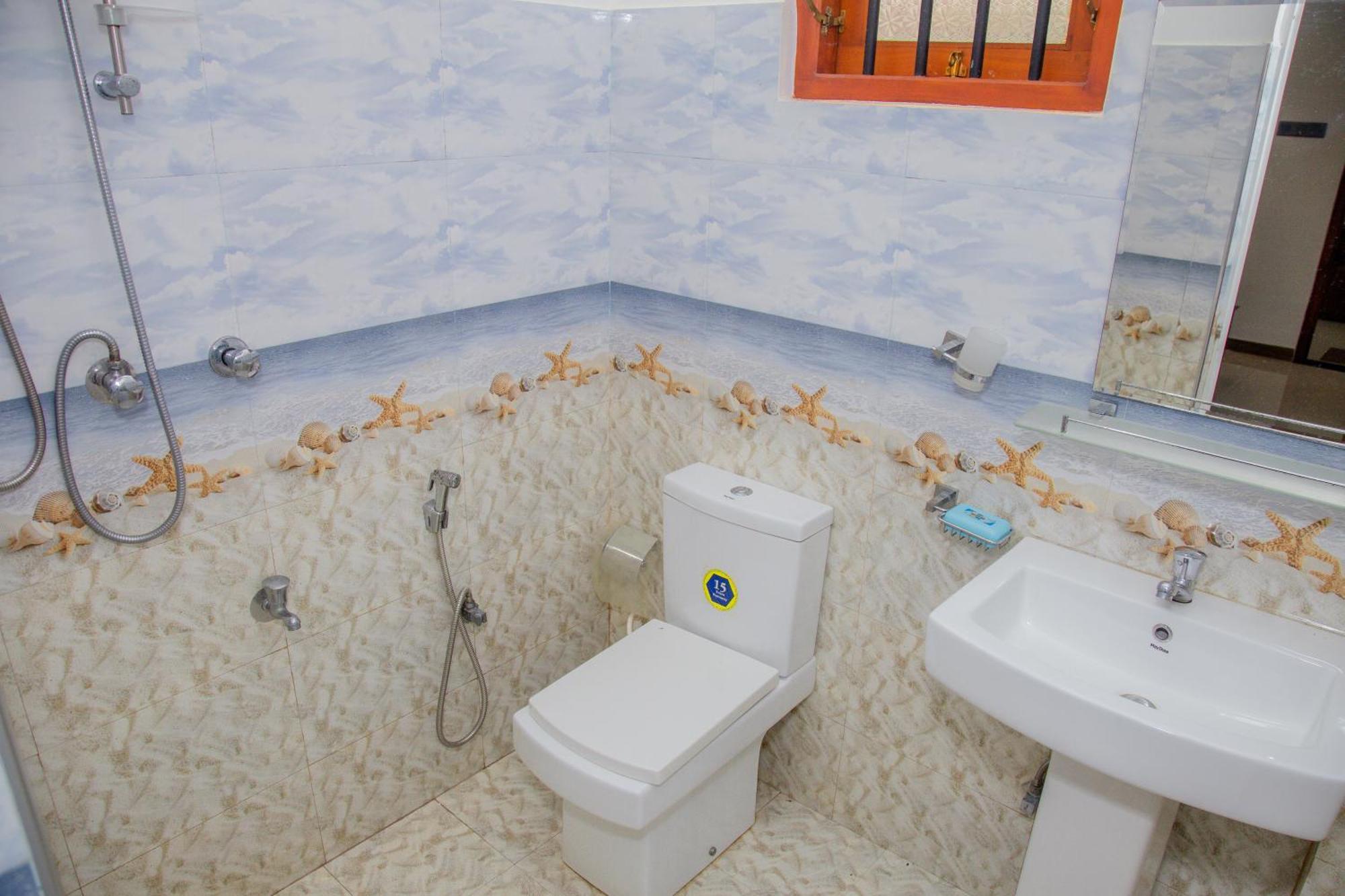 Hispaniola Inn Mirissa Ngoại thất bức ảnh